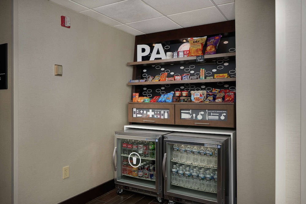 Hampton Inn Hanover - photo 24