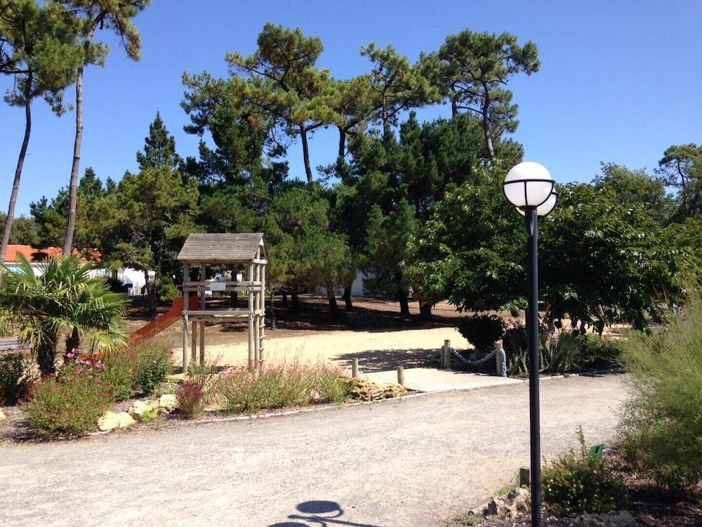 L’Hibiscus Vacances ULVF in Saint-Jean-De-Monts, France