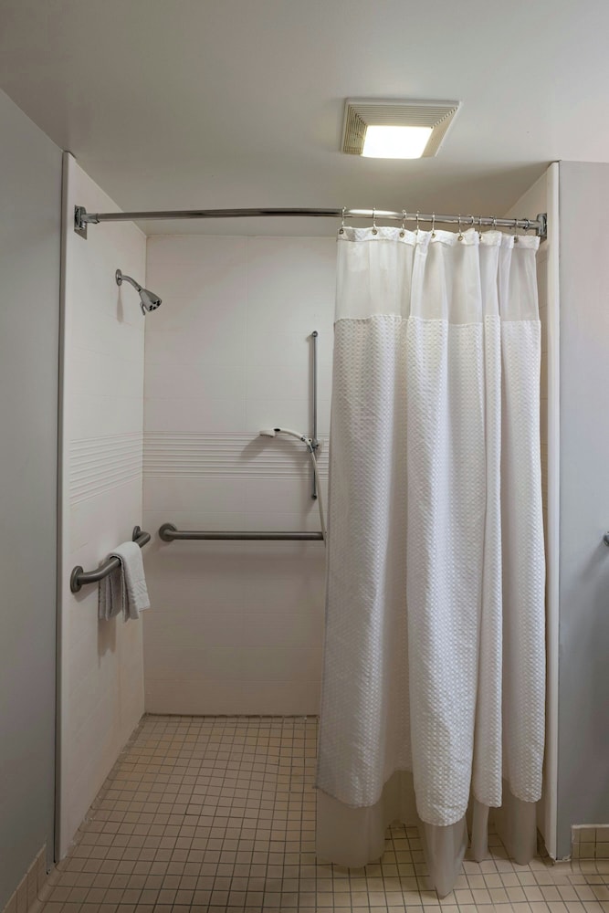 TownePlace Suites by Marriott Baton Rouge South - photo 15