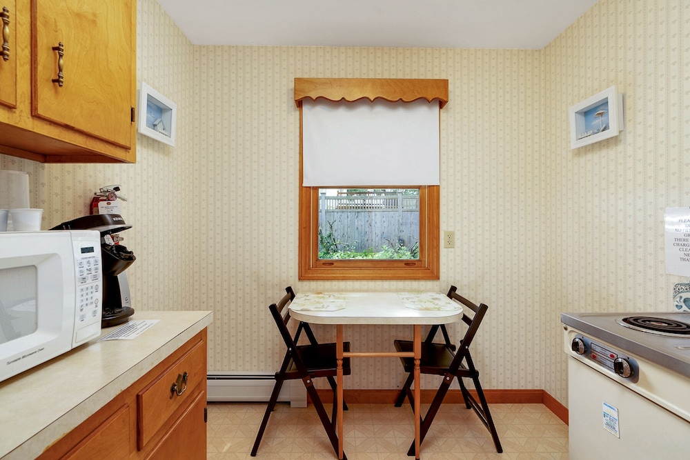 Towne Lyne Motel - photo 121
