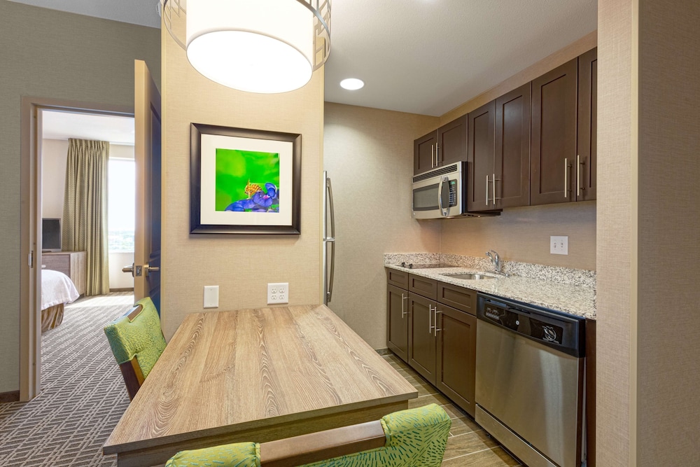 Homewood Suites Houston Downtown - photo 12