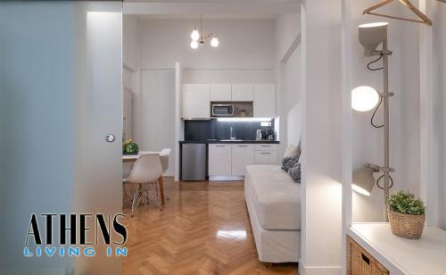 Classic Residence B2 apt 6ppl — 4-Star Luxury Hotel in Athens, Greece