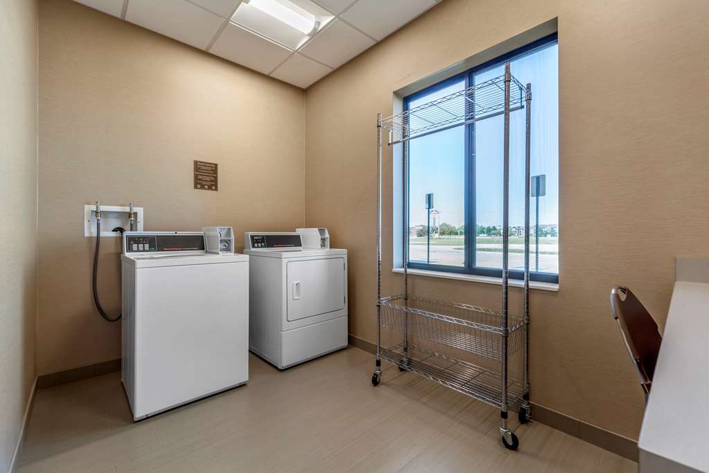Comfort Suites Grand Island South - photo 35