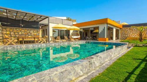 Uzumlu Village 2 Bedroom Villa 7067 — 4-Star Luxury Hotel in Kalkan, Turkey