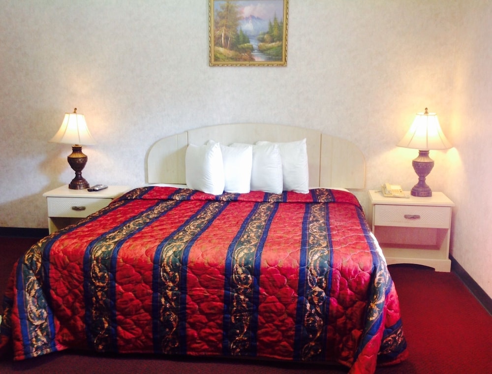 Red Carpet Inn and Suites Hammonton - photo 11