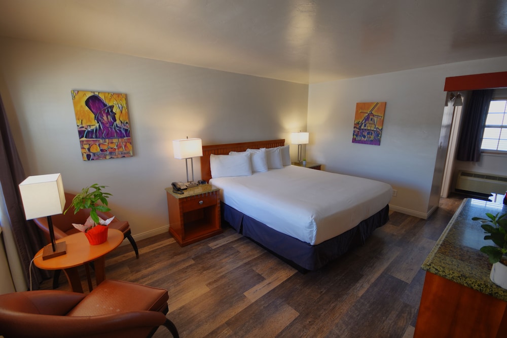 Royal Copenhagen Inn - photo 12