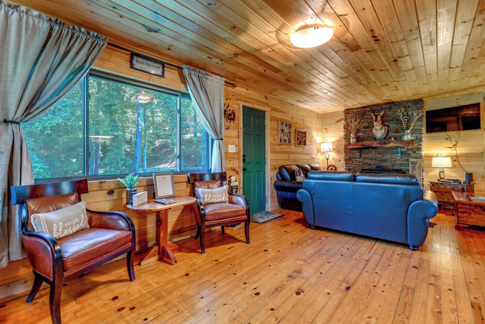 Bryson City Cabin in Smoky Mtn W resort Amenities - photo 8