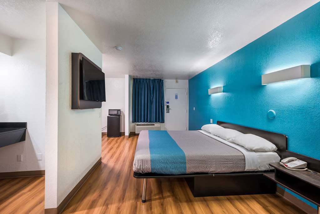Motel 6 Irving TX Irving DFW Airport East - photo 20