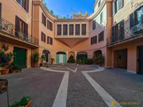 Trevi Ducal Palace - last minute hotel in Rome