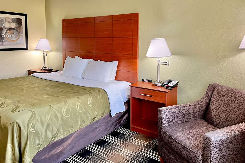 Comfort Inn and Suites Wisconsin Dells Downtown Area Newly Renovated 2026 - photo 41