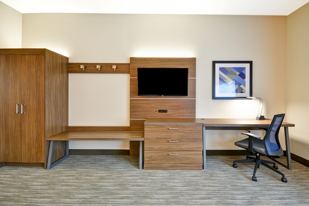 Holiday Inn Express Evansville by IHG - photo 3