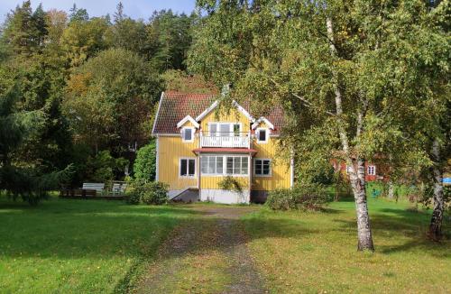 Gamla trädsgårdsmästeriet — 4-Star Luxury Hotel in Alingsas, Sweden