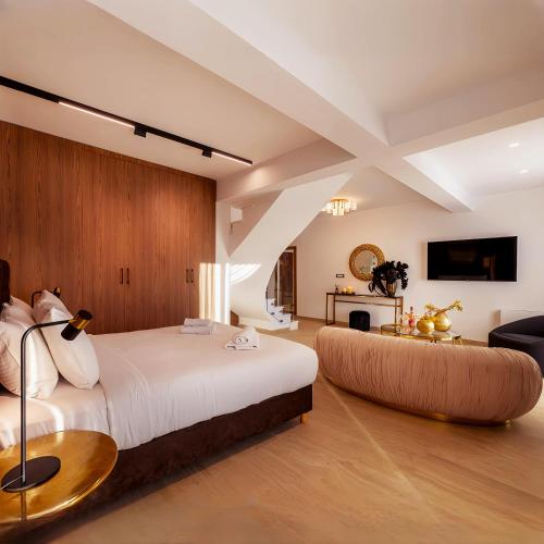 Cens Platinum Luxury Suites in Ioannina, Greece