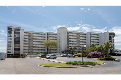 May by Bryant Real Estate in Wrightsville Beach, United States