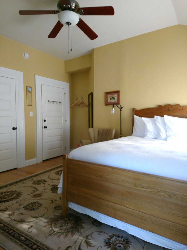 Fig Street Inn - photo 17