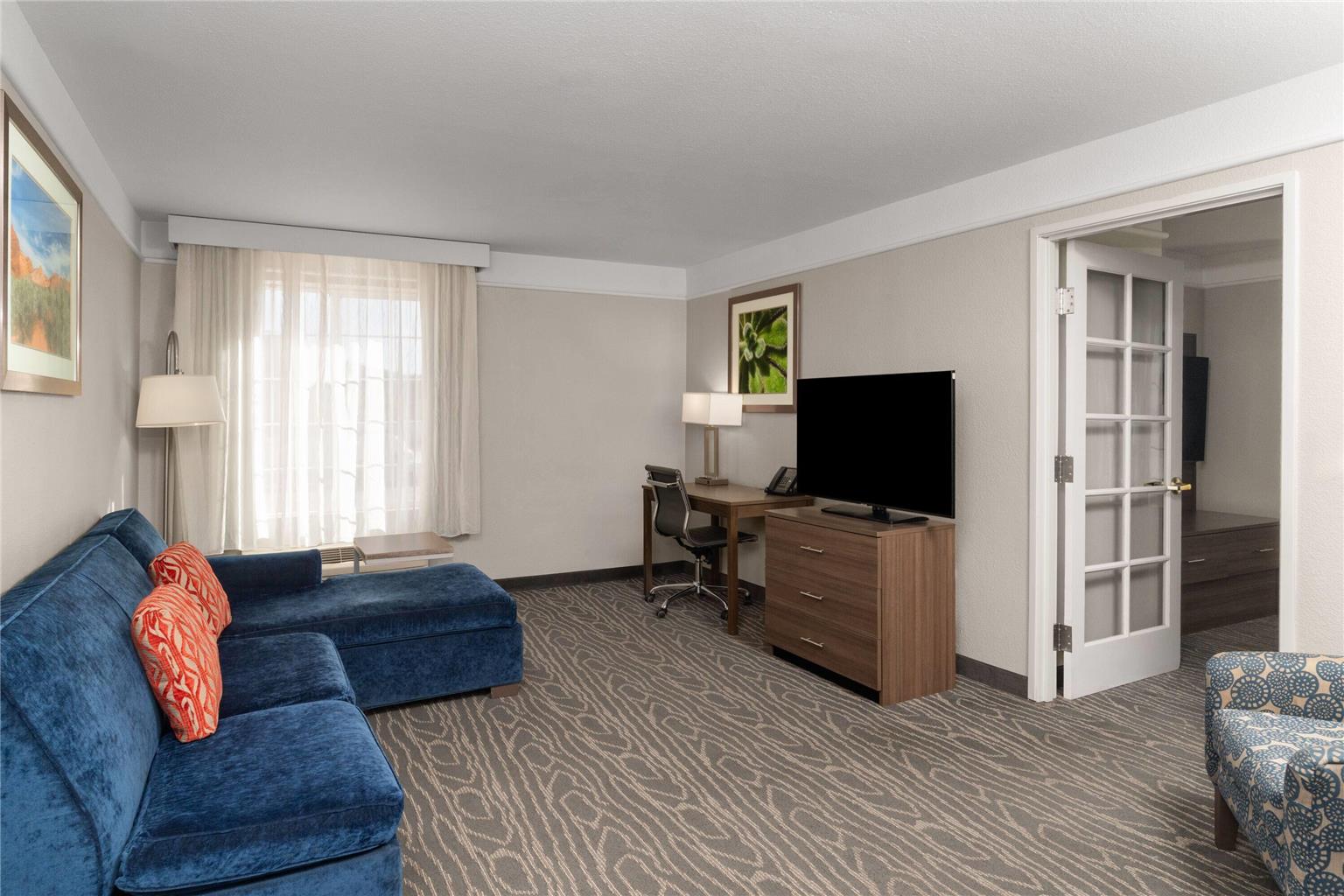 La Quinta Inn & Suites by Wyndham Gallup - photo 54