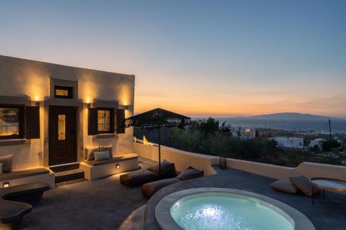 Legacy Private Villa Oia — 4-Star Luxury Hotel in Oia, Greece