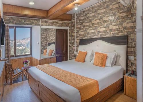 Oak View Hotel - carbon neutral hotel in Shimla