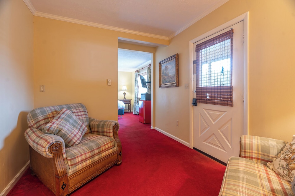 Ridgeway Inn - photo 50
