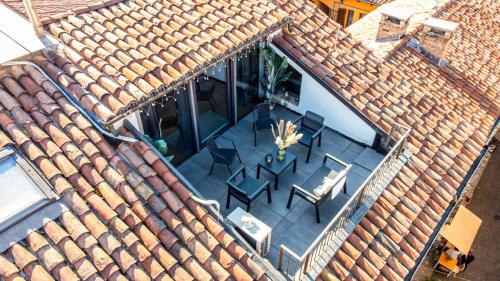 Piazza San Secondo Dimora con terrazza Wi Fi e Ac — 4-Star Luxury Hotel in Asti, Italy