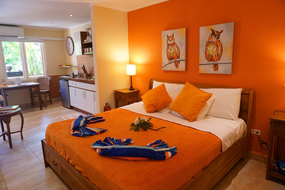 Hotel image of Cariñas Studio Apartments