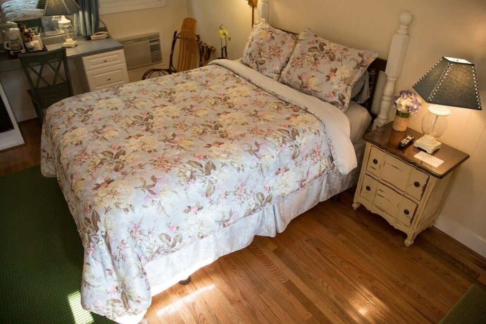 The Homestead Inn - photo 14