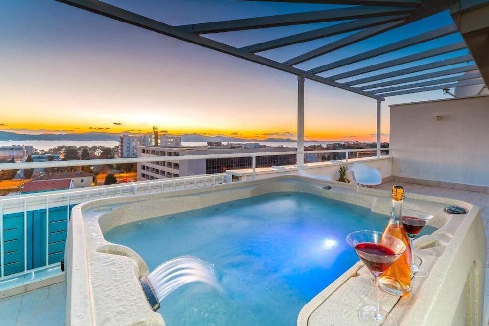 Sunset Penthouse Apartment with Hot Tub — 4-Star Luxury Hotel in Zadar, Croatia