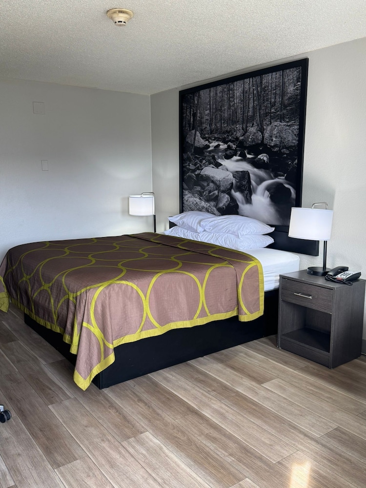 Super 8 By Wyndham Charleston WV - photo 19