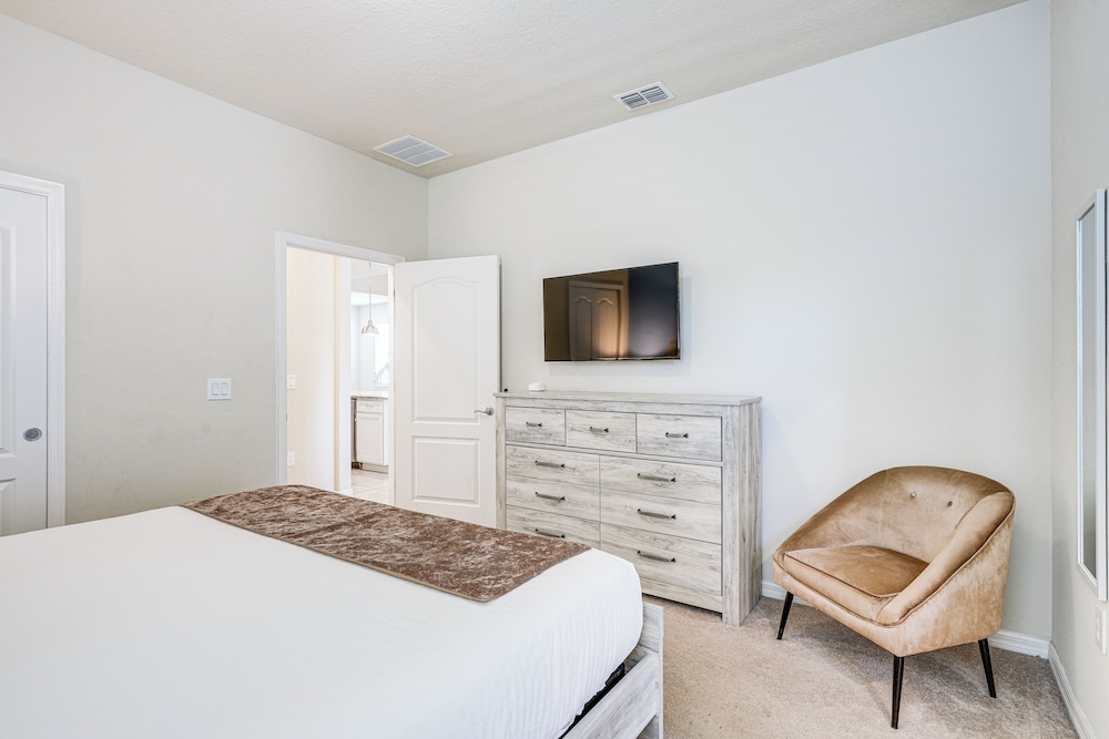 Resort Getaway w Game Room: 11 Mi to Disney - photo 29