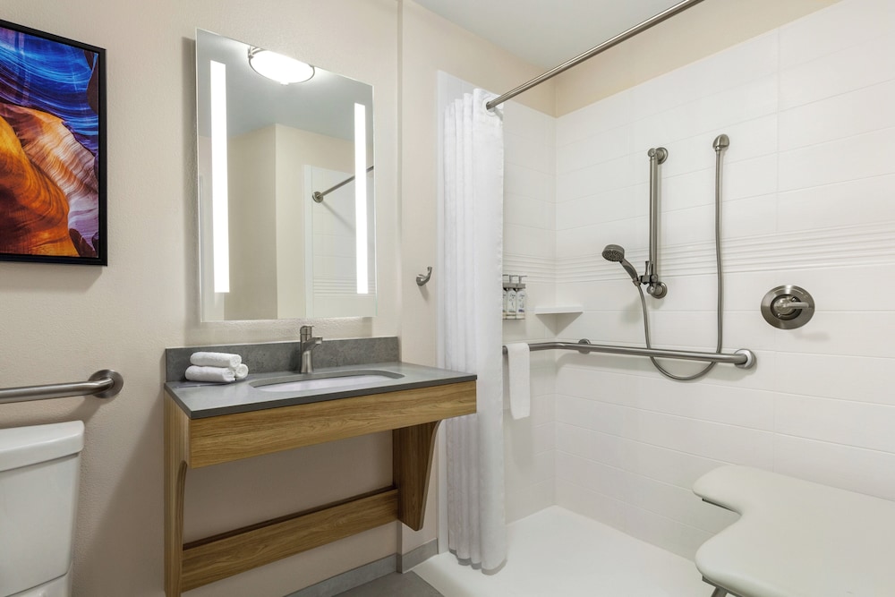 Candlewood Suites Tuscaloosa by IHG - photo 51