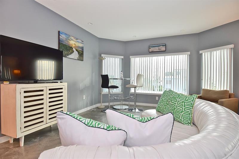 Family Tides by Beachside Management - photo 15