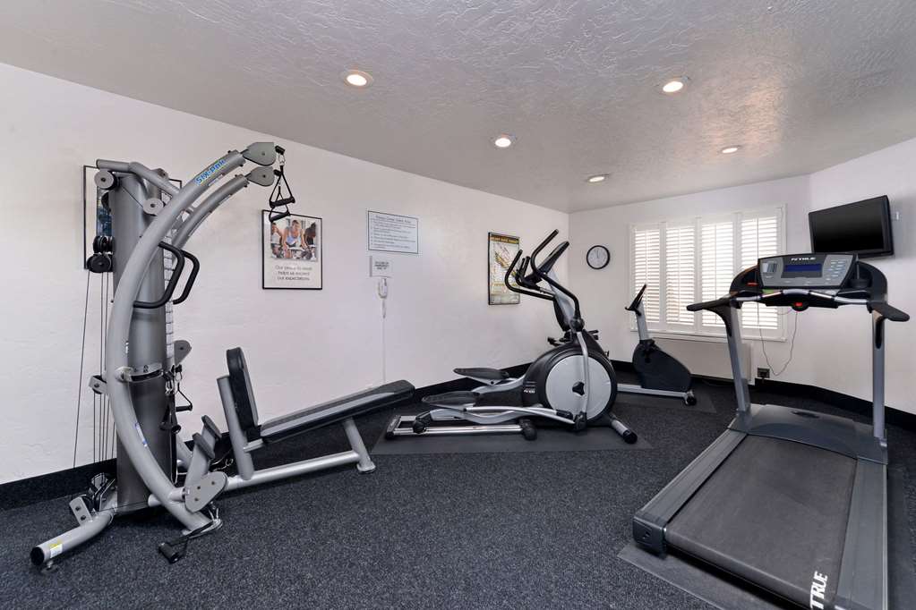 Quality Inn Vernal near Dinosaur National Monument - photo 24