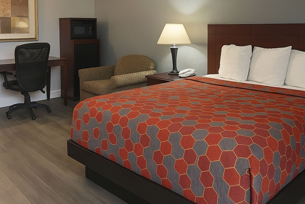 Key Inn Roseville - photo 12