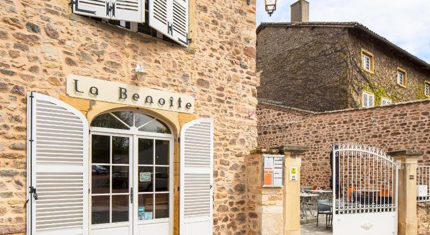 Logis Hotel La Benoite — hotel in Lissieu