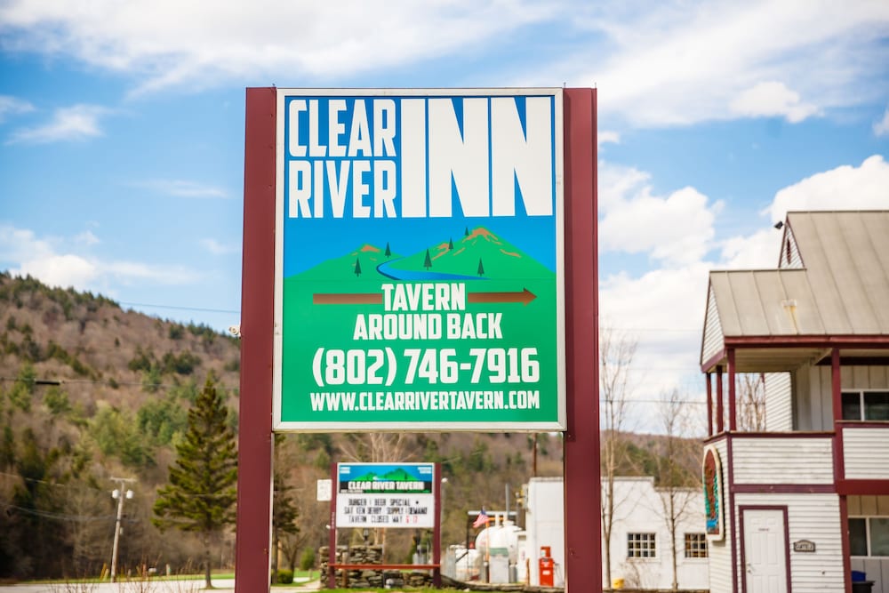 Clear River Inn - carbon neutral hotel in Pittsfield