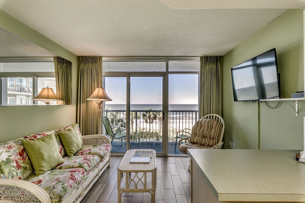 Sea Watch Resort by Condo World - photo 11