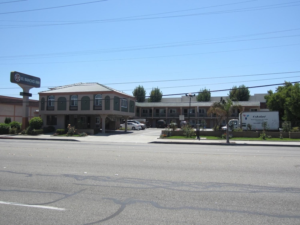 El Rancho Inn Hawthorne - photo 33