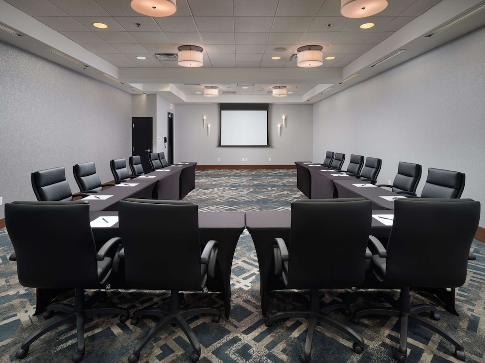 DoubleTree by Hilton Hotel Chattanooga Downtown - photo 41