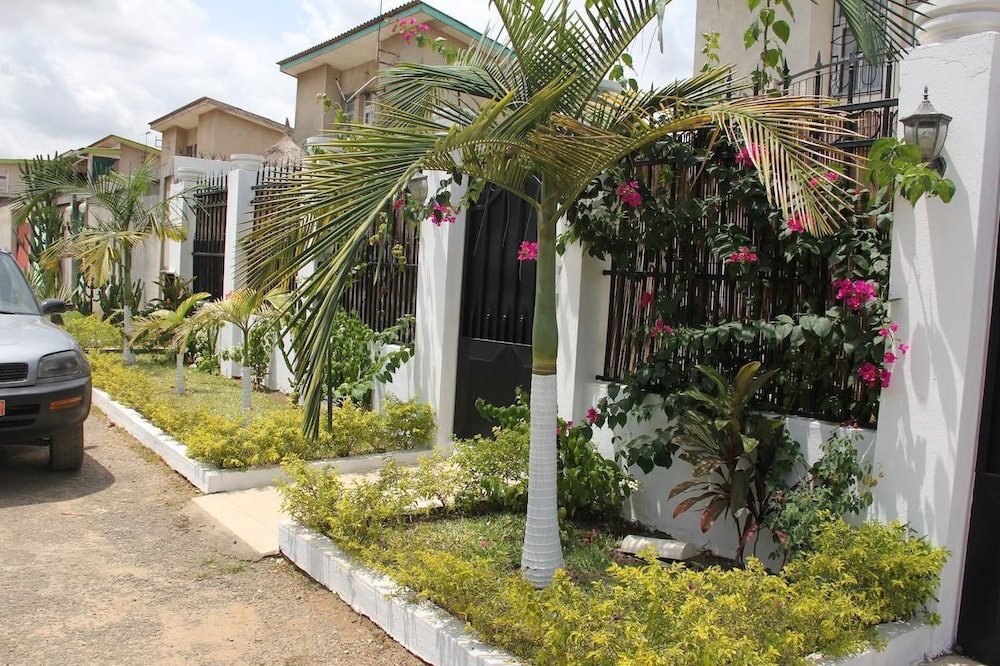 Residences Hotels Sejours Affaires - last minute hotel in Abidjan
