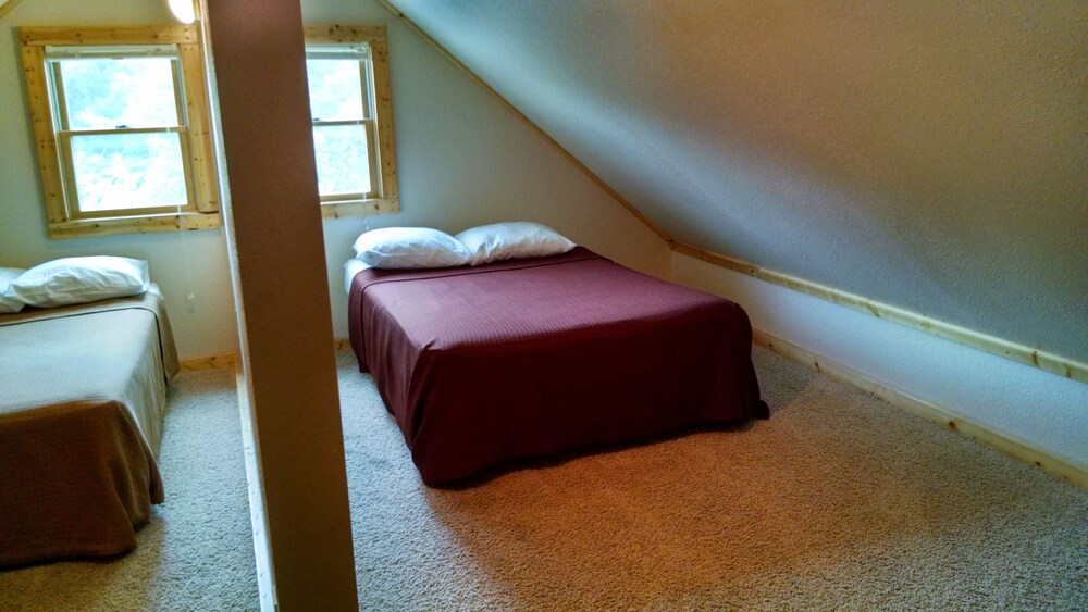 Acorns Resort - photo 26
