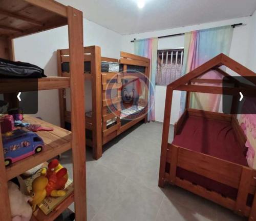 Bgojgduehdh in Mongagua, Brasil