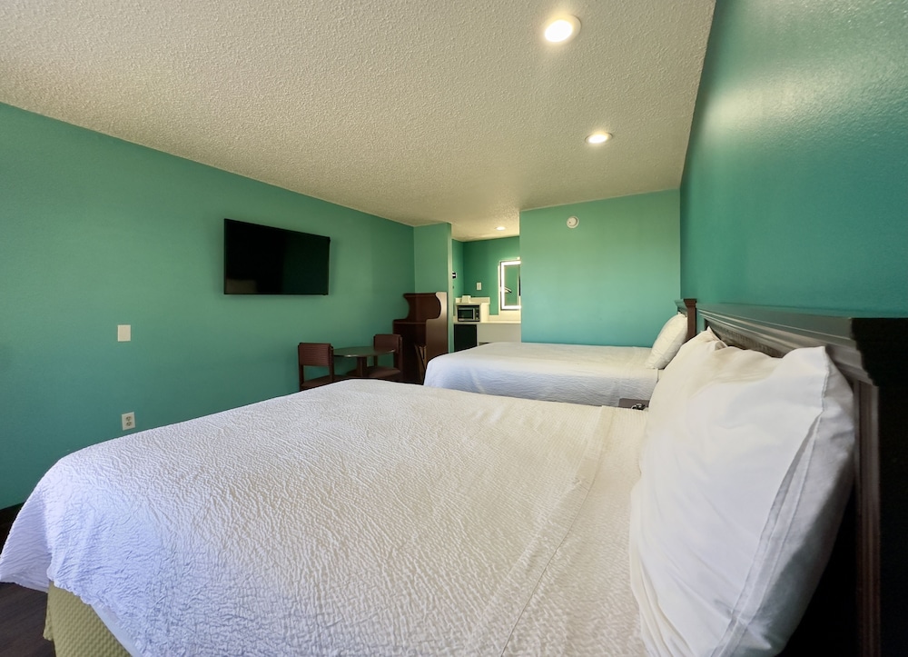 Razorback Inn - photo 17