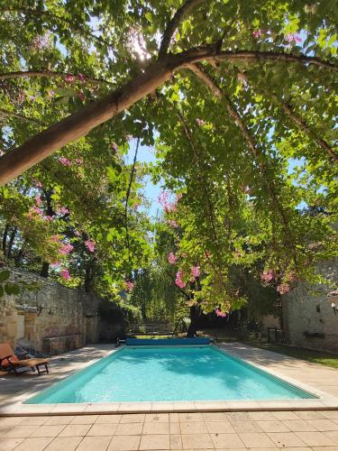 Domaine De L Esquibat — Fumel