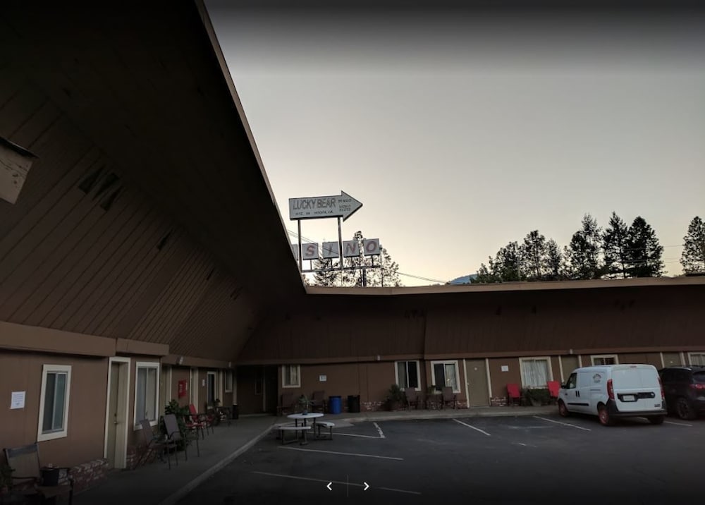 Bigfoot Motel - photo 19