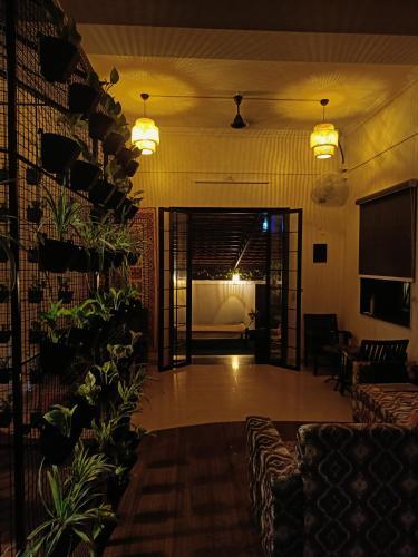 Collection O Hotel Atithi Executive — 4-Star Luxury Hotel in Pune, India