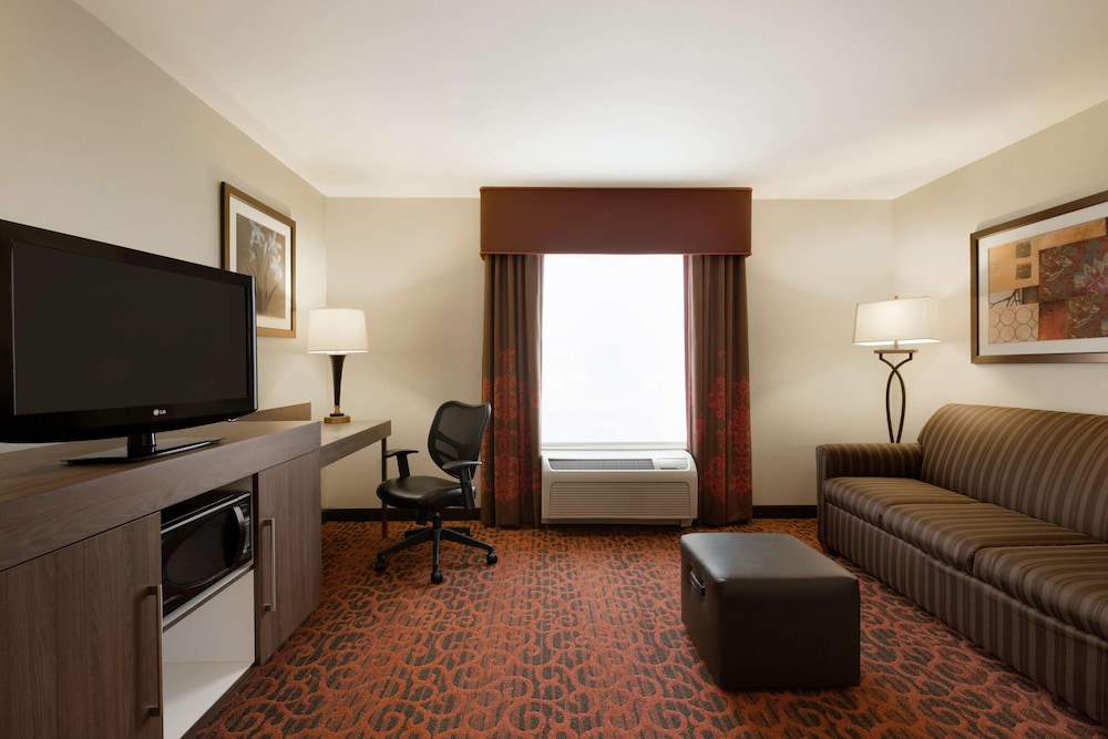 Hampton Inn Wichita Falls Sikes Senter Mall - photo 7