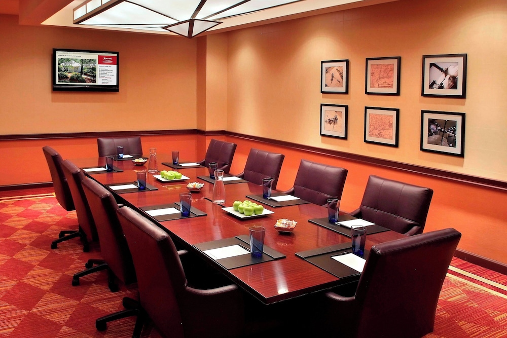 Trumbull Marriott Shelton - photo 26
