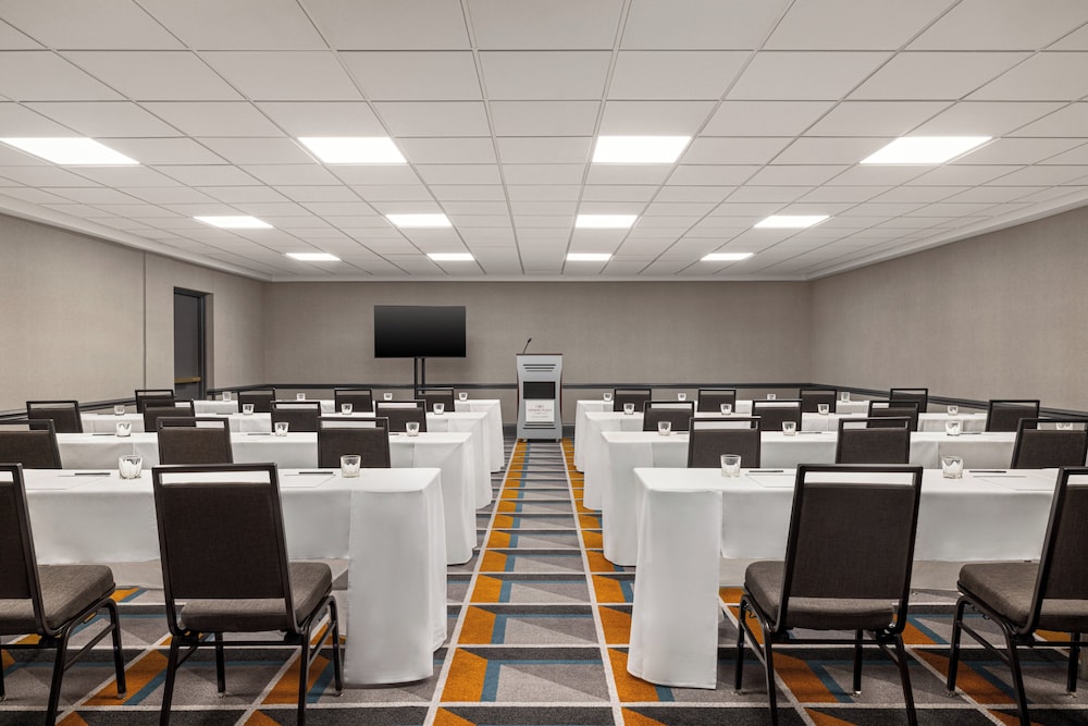 Crowne Plaza Louisville Airport Expo Ctr by IHG - photo 120