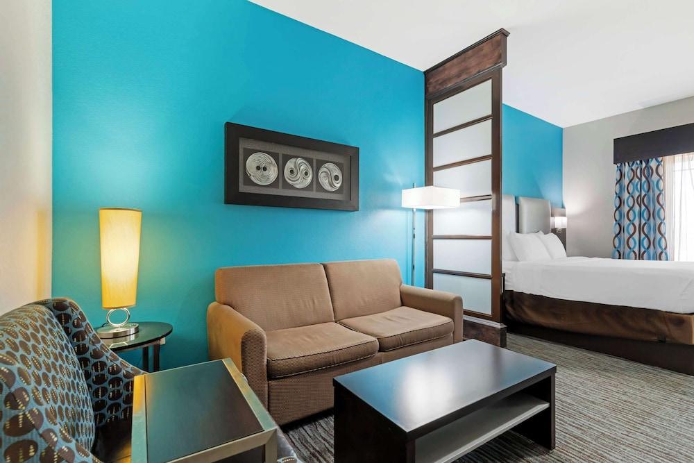 Best Western Plus Pleasanton Hotel - photo 5