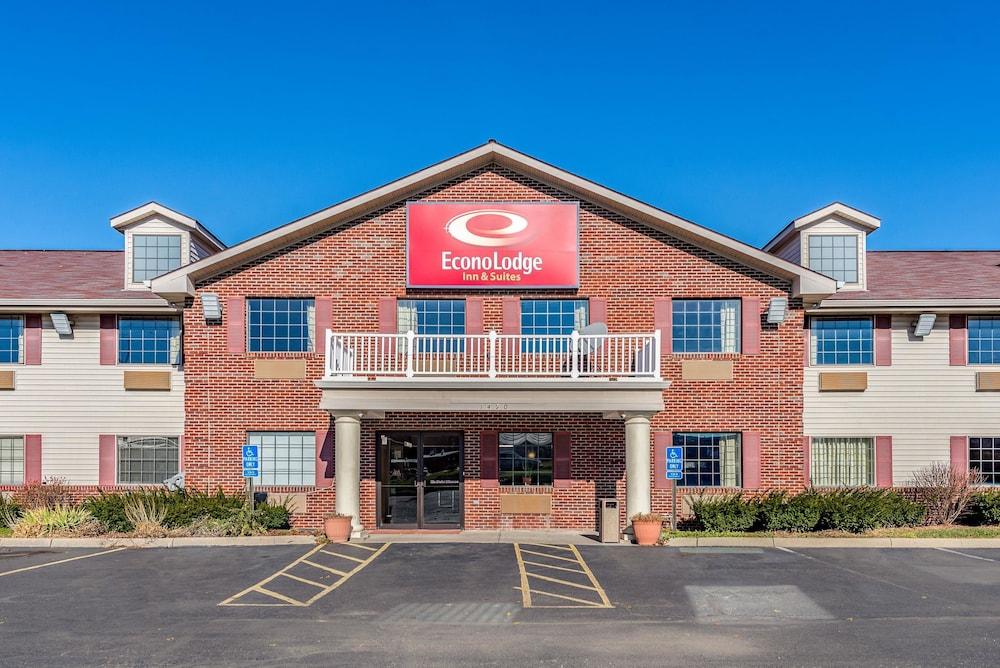 Urbana Inn and Suites By Magnuson Worldwide - photo 2